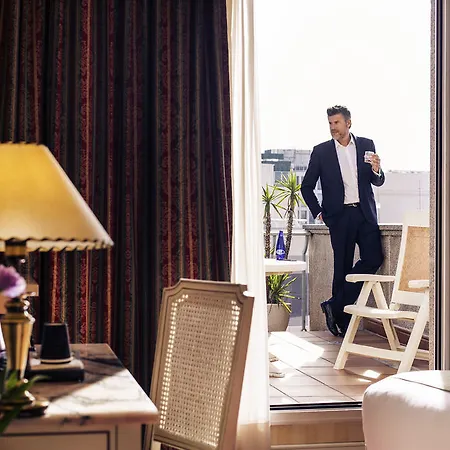 One Madrid-plaza De Espana Otel 4*