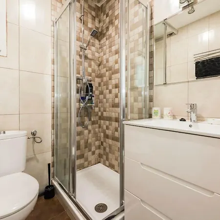 Apartamento Condes De Barcelona * Madrid