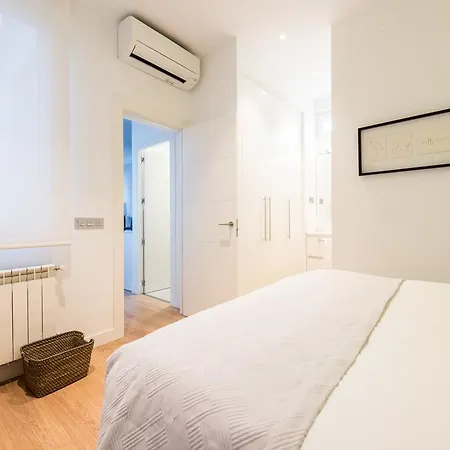 Opera Apartment