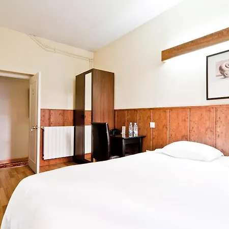 Asuncion Affittacamere Madrid