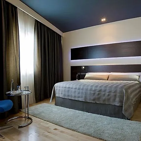 Hotel Izan Avenida De Burgos