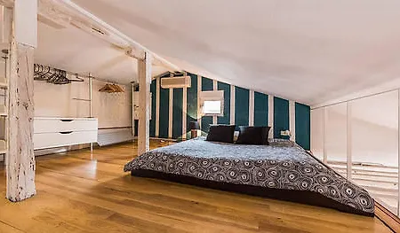 Sweet Dreams Hotel