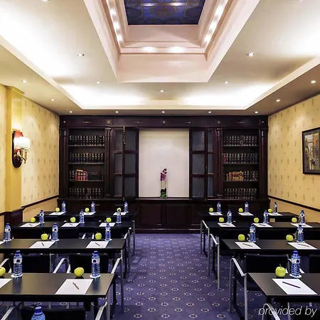 One Madrid-plaza De Espana Otel 4*