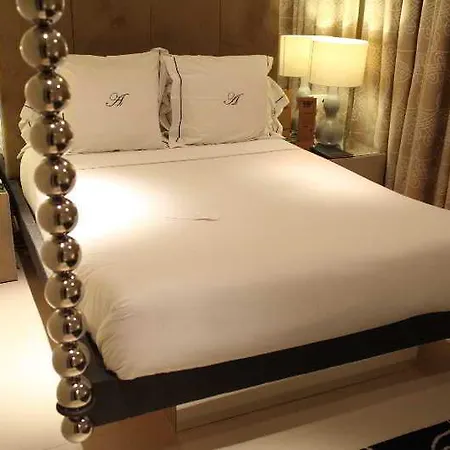 Abalu Design Boutique Gran Via 3*