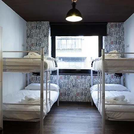Room007 Ventura Hostel *