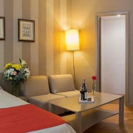 Tribu Malasana Aparthotel 3*
