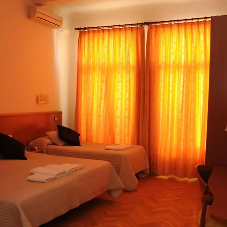 Guest house Luis Xv Madrid