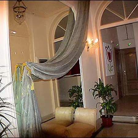 Guest house Santa Cruz Madrid