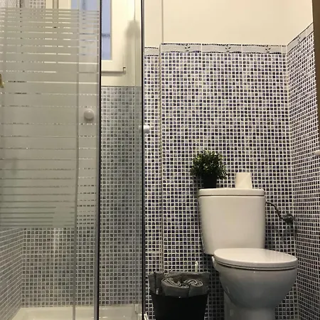 Apartamento Estudios General Ricardos Madrid- Estudio 1 *