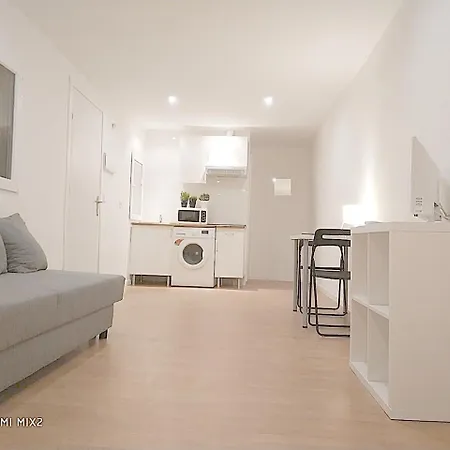 Apartamento Estudios General Ricardos Madrid- Estudio 1 *