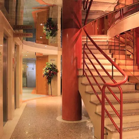 Apartmanhotel Aparto-hotel Rosales 3*