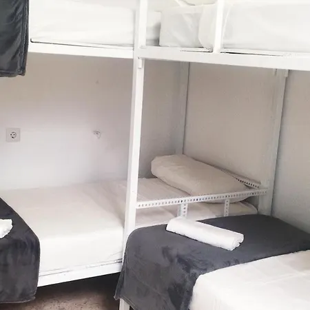 Hostel 46