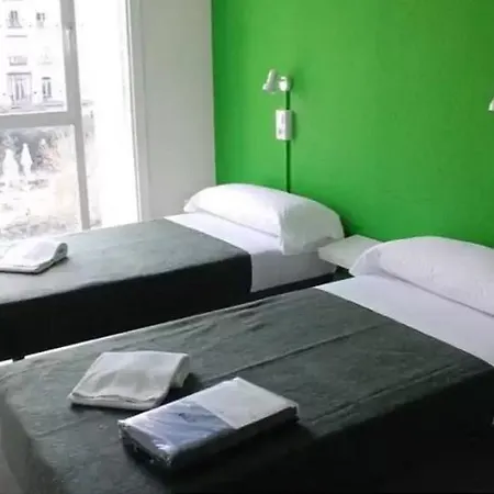 Motion Chueca Hostel *