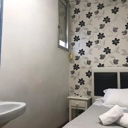 La Estrella 2*