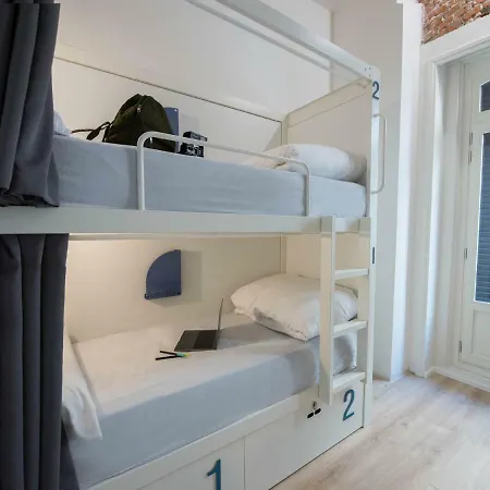 Room00 Gran Via *