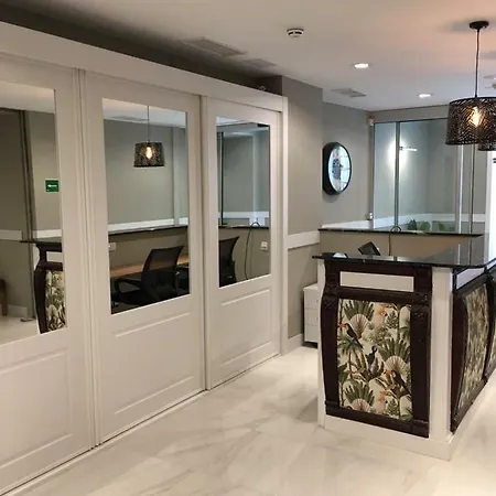 New Point Opera Aparthotel