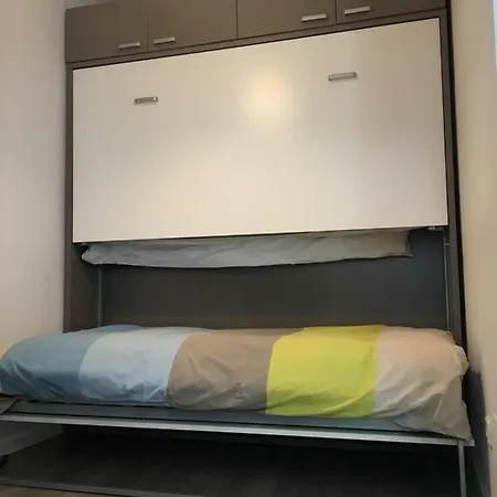 아파트 Moderno Centro *