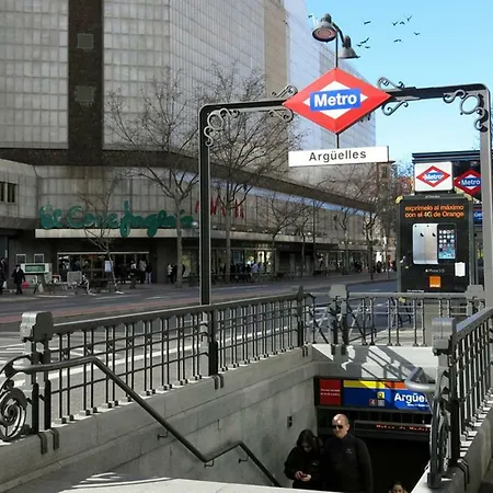 Chamberi Arrendamiento De Temporada Appartamento Madrid