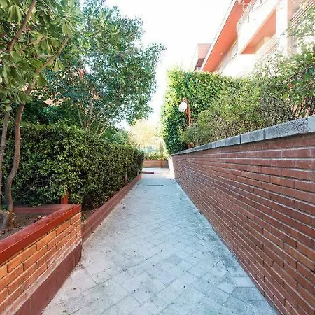 Lejlighed Vivienda Familiar Con Jardin Junto A Ifema