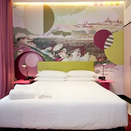 Apartahotel De Dios 17 Boutique 4*
