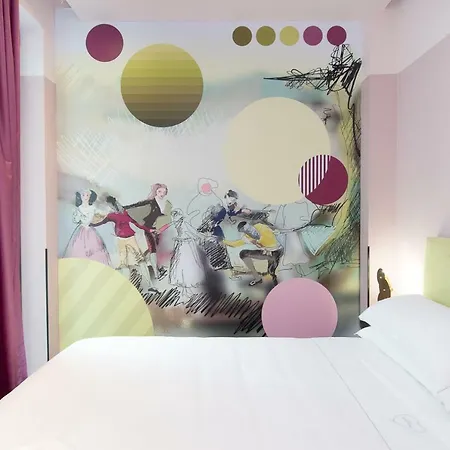 Apartahotel De Dios 17 Boutique 4*