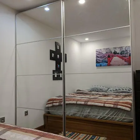 Calle Luis Vives 13 , Bajo Izquierdo *