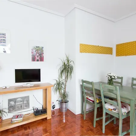 Apartamento Homelike Embajadores *