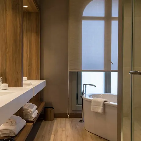 Hotel Circulo Gran Via, Autograph Collection (adults Only)