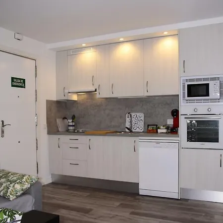 Metropolitano En - Nuevos Y Acogedores -aeropuerto Ifema Wanda Apartment Madrid