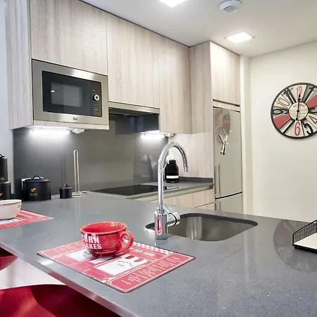 Cava Baja Apartment *