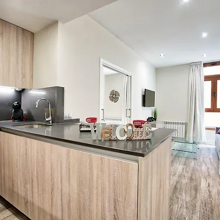 Apartment Cava Baja Madrid
