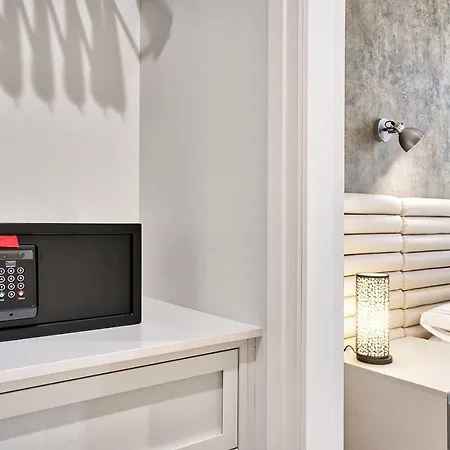 Apartment Cava Baja Madrid