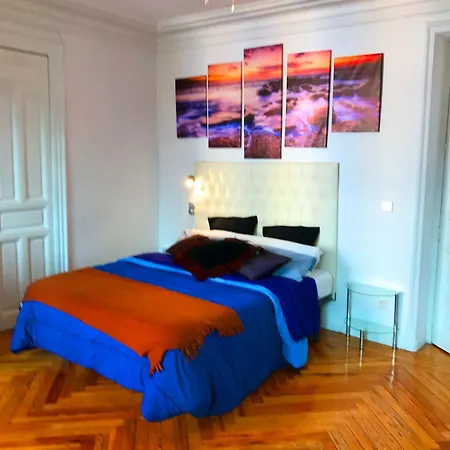 Gaudi Hotel 3*