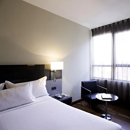 Hotel Ac Avenida De America By Marriott