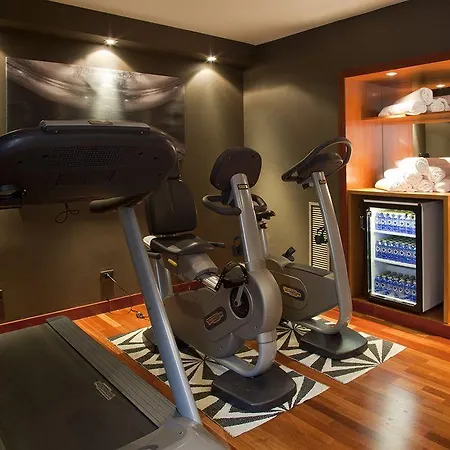 Hotel Ac Avenida De America By Marriott 3*