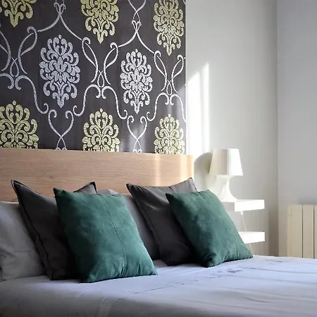 L&h Plaza Mayor Apartment *