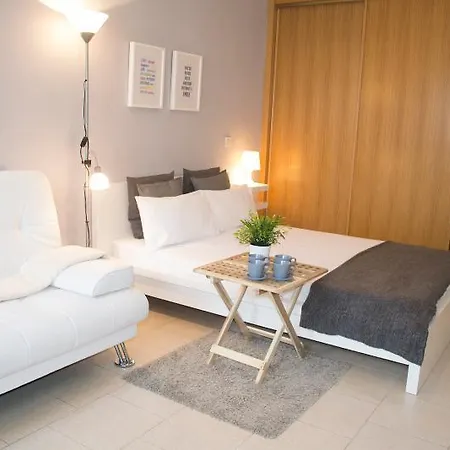 L&h Plaza Mayor Apartment