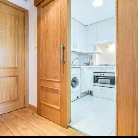 Cerca Airport, Riyadh Air, Ifema, Eisenhower, Wifi, 4 Personas * Madrid