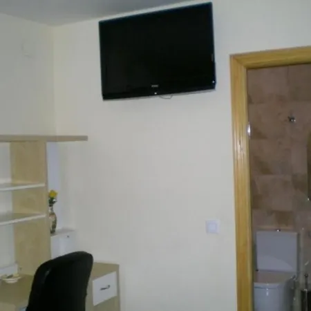 Moncloa Guest house