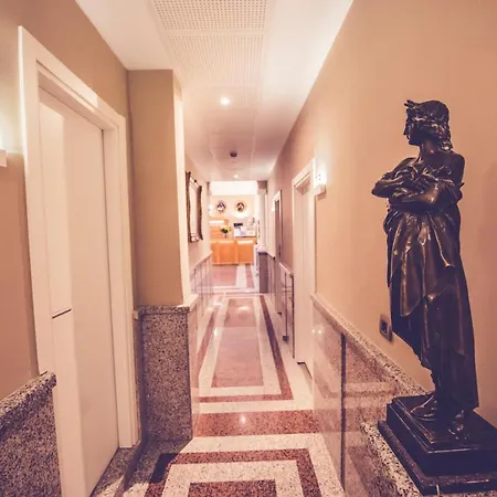 بيت ضيافة هوستال مارلاسكا 2*