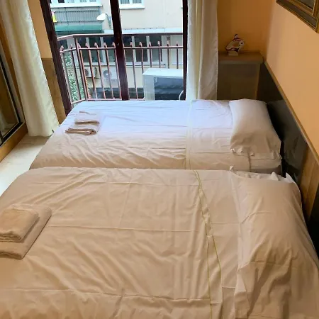 Y Estudios Torr En - Chamartin Con Wifi Gratis Apartment