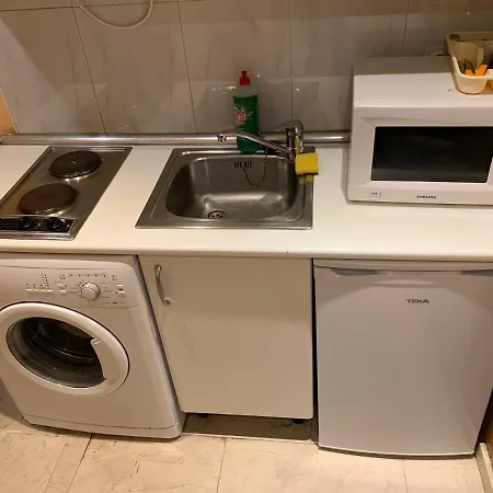 Y Estudios Torr En - Chamartin Con Wifi Gratis Apartment
