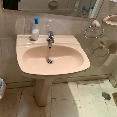 Apartment Y Estudios Torr En - Chamartin Con Wifi Gratis