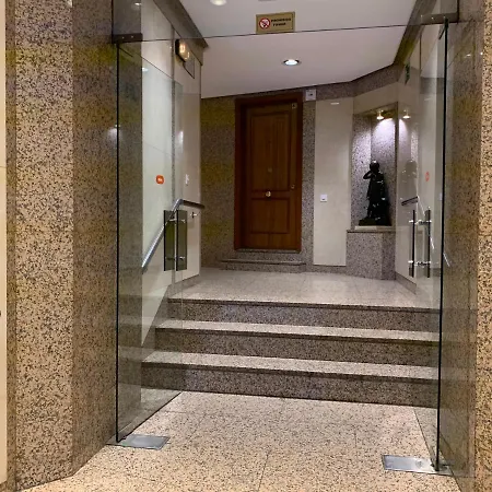 Apartment Y Estudios Torr En - Chamartin Con Wifi Gratis