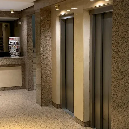 Y Estudios Torr En - Chamartin Con Wifi Gratis Apartment