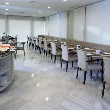 مطار باراخاس Nh