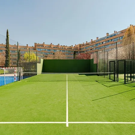 Olivos Stylish In Conde Orgaz Area Apartment