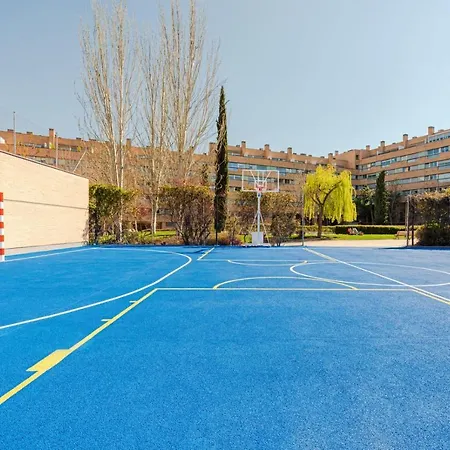 Olivos Stylish In Conde Orgaz Area * Madrid