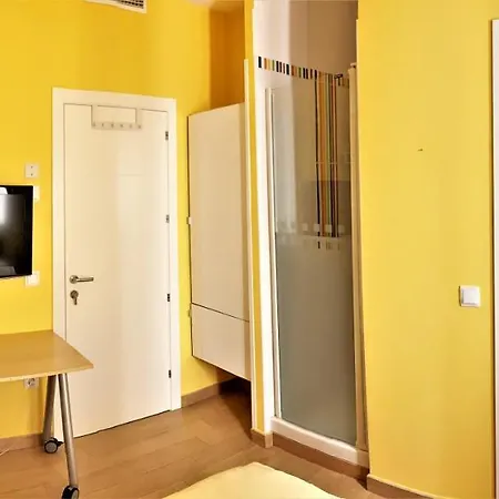 Arco Iris Guest house Madrid