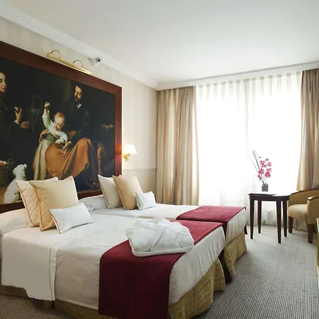 Princesa Plaza Hotel 4*